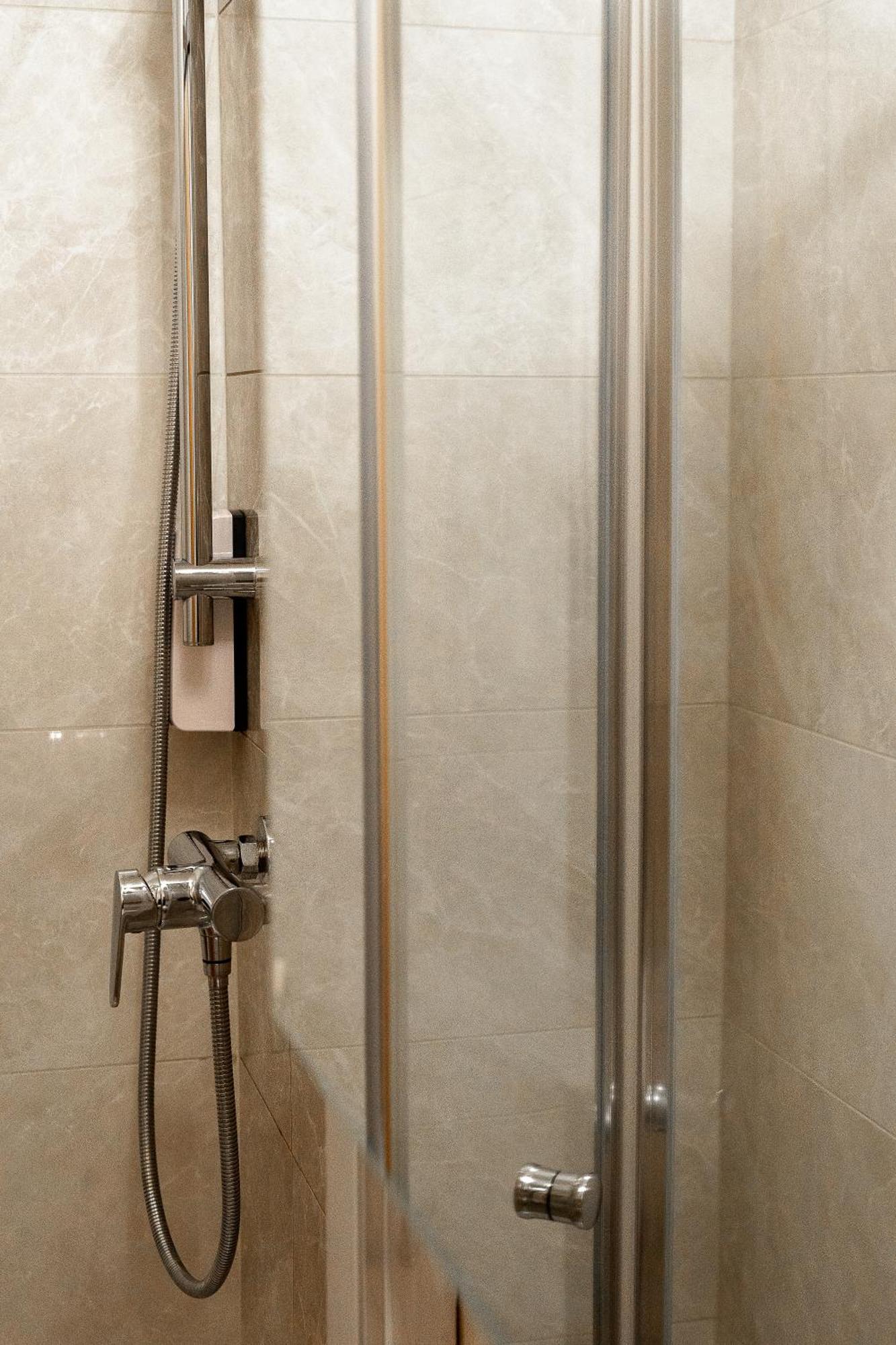 Hotel Tabor Sežana エクステリア 写真